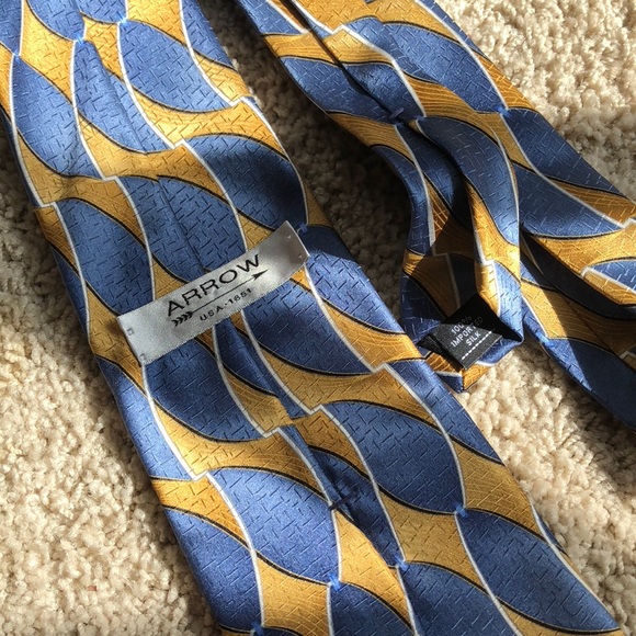 Arrow Blue and Gold Patterned Tie - Picture 3 of 3